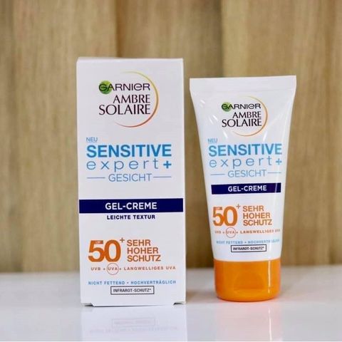 Kem chống nắng spf50+ Garnier