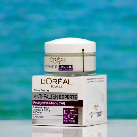 Kem Dưỡng Da L'Oréal Paris Chống Lão Hóa Experte 55+ - Dưỡng Ẩm Căng Mịn, Cho Da Mềm Mại, Phù Hợp Phụ Nữ Trên 55 Tuổi