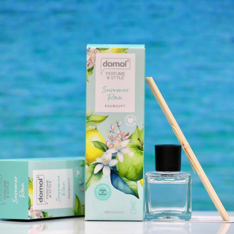 Nước Xịt Thơm Phòng Domol Summer Rain 50ml - Hương Chanh, Táo Xanh và Hoa Nhài Tươi Mát, Nguyên Liệu Tự Nhiên, Thân Thiện với Môi Trường