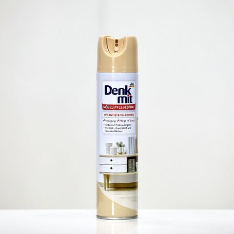 Xịt Dung dịch làm sạch nội thất đồ gỗ Denkmit của Đức - dạng chai xịt vô cùng tiện dụng chai 400ml