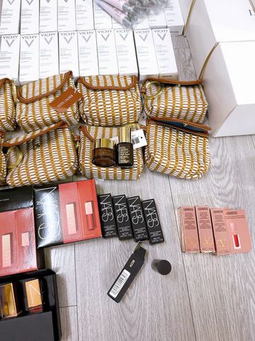 Set Mini Estee Lauder Kem Mắt và Serum Chăm Sóc Da - Túi Cói Xinh Xắn Dành Cho Làn Da Tươi Trẻ