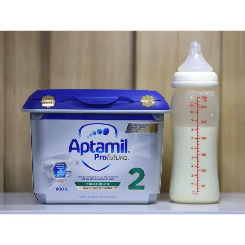 Sữa Aptamil Bạc Số 2 Của Đức.