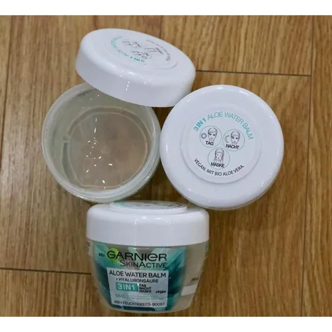 Mặt nạ ngủ 3 trong 1 chiết xuất từ lô hội GARNIER