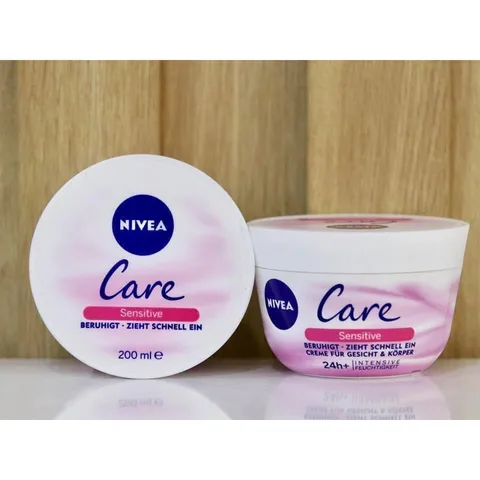 Kem dưỡng ẩm Nivea Care Sensitive chống da khô nứt nẻ cho da nhạy cảm, 200ml