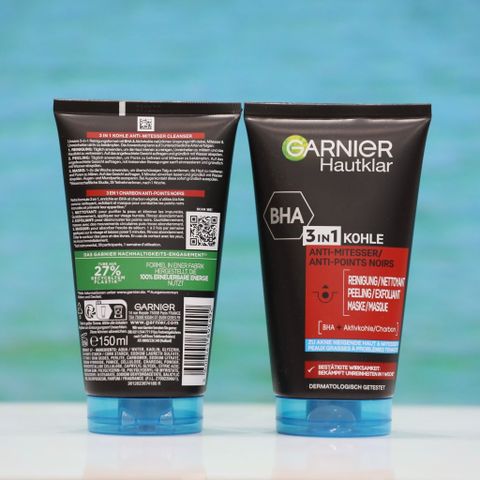 Sữa Rửa Mặt Garnier Hautklar 3 in 1 Giảm Mụn Đầu Đen - Chăm Sóc Da Mặt Sạch Sâu 150ml
