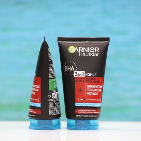 Sữa Rửa Mặt Garnier Hautklar 3 in 1 Giảm Mụn Đầu Đen - Chăm Sóc Da Mặt Sạch Sâu 150ml
