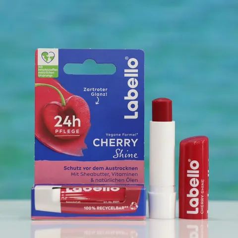 Son Dưỡng Môi Labello Cherry Shine 4.8g - Dưỡng Ẩm 24H, Màu Đỏ Tươi Tắn, Không Bết Dính, Hương Cherry Quyến Rũ