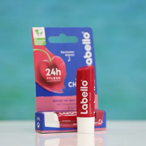 Son Dưỡng Môi Labello Cherry Shine 4.8g - Dưỡng Ẩm 24H, Màu Đỏ Tươi Tắn, Không Bết Dính, Hương Cherry Quyến Rũ