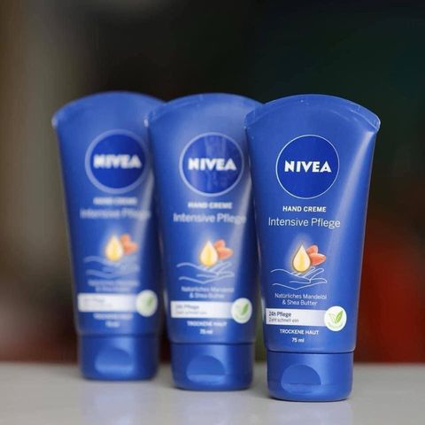 Kem Dưỡng Da Tay Nivea 75ml - Chăm Sóc Da Khô Chiết Xuất Dầu Hạnh Nhân & Bơ Hạt Mỡ - Sản Phẩm Chất Lượng Từ Đức