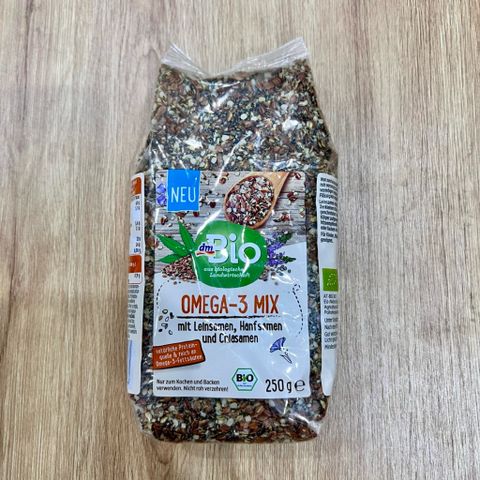 Hạt hỗn hợp dmBio Omega-3 Mix 200g – Ngũ cốc hữu cơ giàu dinh dưỡng, hạt lanh, hạt chia, hạt óc chó từ Đức, hỗ trợ sức khỏe