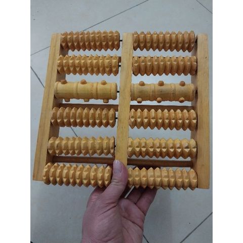 Con Lăn Bàn Chân Gỗ- Bàn  Lăn Chân 2 Bên Rộng 27cm x 27cm x 5 cm- Giúp Lưu Các Huyệt Lòng Bàn Chân- Giúp Thư Giãn