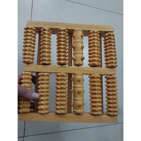 Con Lăn Bàn Chân Gỗ- Bàn  Lăn Chân 2 Bên Rộng 27cm x 27cm x 5 cm- Giúp Lưu Các Huyệt Lòng Bàn Chân- Giúp Thư Giãn