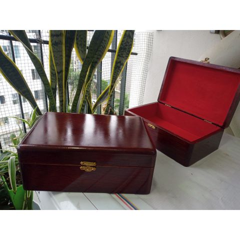 Hộp Đựng Con Dấu Gỗ Hương Quý Tự Nhiên - Hộp Phong Thủy Sang Trọng, Quà Tặng May Mắn Cho Doanh Nghiệp