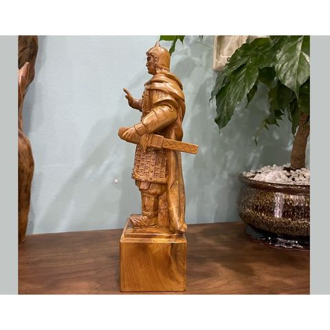 Tượng Vua Quang Trung Nguyễn Huệ