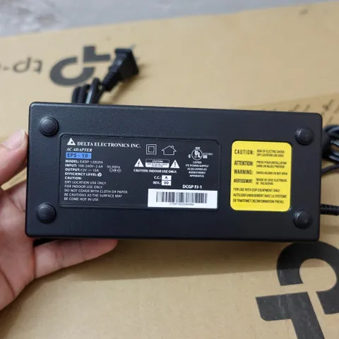 Nguồn 12V 10A DELTA Chính Hãng - Adapter An Toàn Cho Camera, Đèn LED và Thiết Bị Điện Tử Khác, Hiệu Suất Cao, Chống Nhiễu Tối Ưu