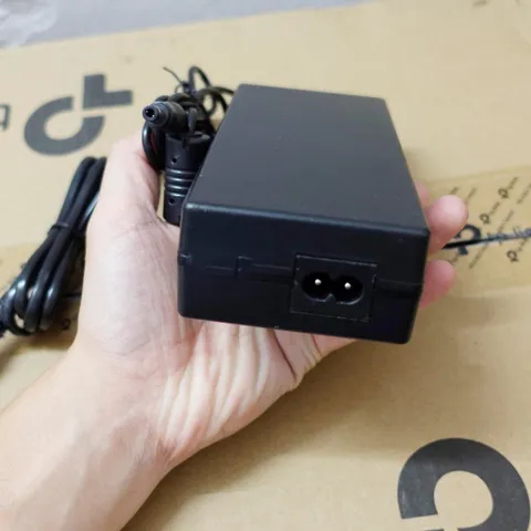 Nguồn 12V 10A DELTA Chính Hãng - Adapter An Toàn Cho Camera, Đèn LED và Thiết Bị Điện Tử Khác, Hiệu Suất Cao, Chống Nhiễu Tối Ưu