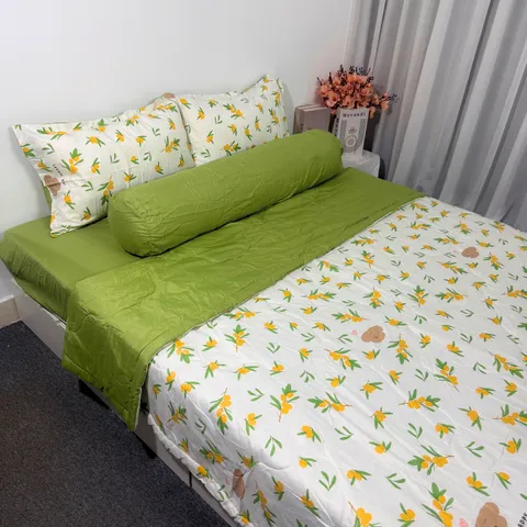 Bộ Chăn Ga Cotton Microfiber Cao Cấp - 5 Món Bọc Nệm 20cm Êm Ái, Thoáng Khí, Đèn Sinh Học An Toàn cho Giấc Ngủ Hoàn Hảo