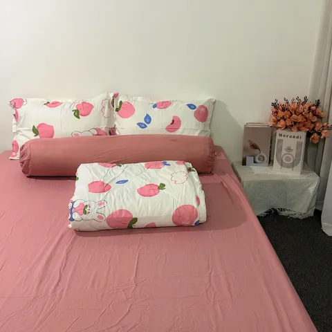 Bộ Chăn Ga Cotton Microfiber Cao Cấp 5 Món - Gối & Chăn Chần Bông êm ái, Bọc Nệm 20cm, Kháng Khuẩn, Thoáng Khí, Phù Hợp Mọi Mùa