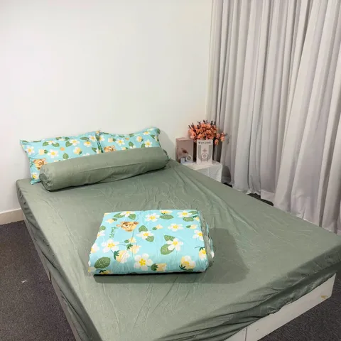 Bộ Chăn Ga Microfiber Cao Cấp 5 Món - Ảnh Thực Tế, Êm Dịu - Ga Bọc Nệm 20cm, Vỏ Gối, Chăn Chần Bông Thoáng Khí