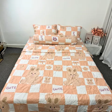 Bộ Chăn Ga Cotton Microfiber Cao Cấp - Trải Nghiệm Ngủ Thoải Mái Với Thiết Kế Đẹp Mắt, 5 Món Chất Lượng Cao 20cm FSL1310