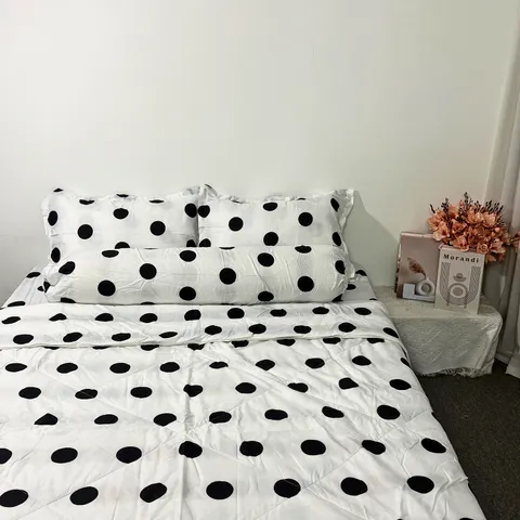 Bộ Chăn Ga Cotton Microfiber Cao Cấp 5 Món - Êm Ái, Thoáng Khí, An Toàn Cho Giấc Ngủ Tuyệt Vời 200x230cm