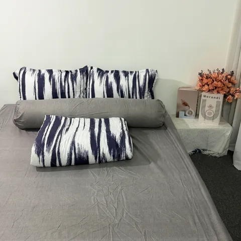 Bộ Chăn Ga Cotton Microfiber 5 Món - êm ái, thoáng mát, bọc nệm cao 20cm, an toàn cho sức khỏe, thiết kế đẹp mắt cho phòng ngủ.