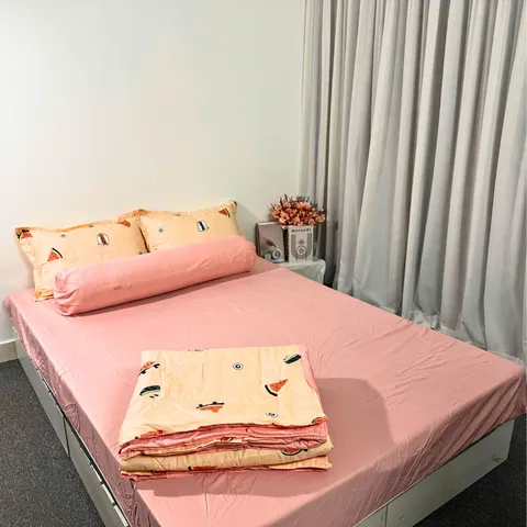 Bộ Chăn Ga Cotton Microfiber 5 Món Cao 20cm - êm ái, thoáng khí, thiết kế sang trọng cho giấc ngủ hoàn hảo.