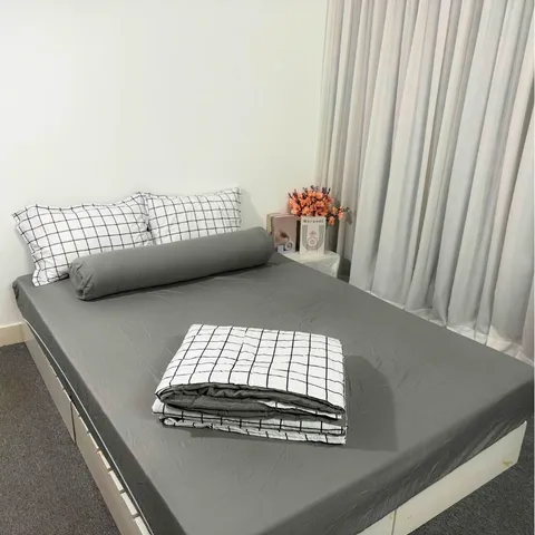 Bộ Chăn Ga Cotton Microfiber 5 Món - Chăn Chần Bông Mềm, Vỏ Gối Sang Trọng, Bọc Nệm Cao 20cm, Giấc Ngủ Hoàn Hảo