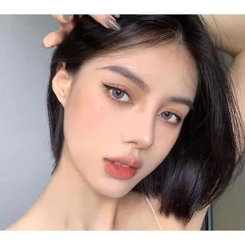 Son Dior 100 Velvet 3.5g - Son Môi Chất Lượng Cao, Cung Cấp Độ Ẩm và Màu Sắc Quyến Rũ, Phù Hợp Mọi Phong Cách Trang Điểm