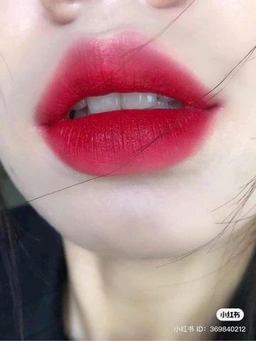 Son Dior Velvet 760 Favorite - Son Môi Đỏ Thuần Sang Trọng, Dưỡng Ẩm, Chất Son Mịn Mượt, Phù Hợp Mọi Dịp