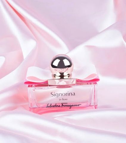 Nước Hoa Salvatore Ferragamo Ladies Signorina In Fiore EDT 30ml - Hương Thơm Nữ Tính, Quyến Rũ và Sang Trọng cho Phái Đẹp