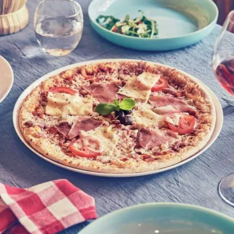 Đĩa Thủy Tinh Đựng Bánh Pizza Friend's Time 32cm C8016 - Hàng Chính Hãng Luminarc, Đẳng Cấp và An Toàn Cho Không Gian Bếp
