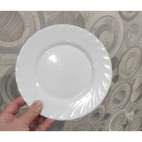 Đĩa Luminarc Trianon thủy tinh H4124- 19cm