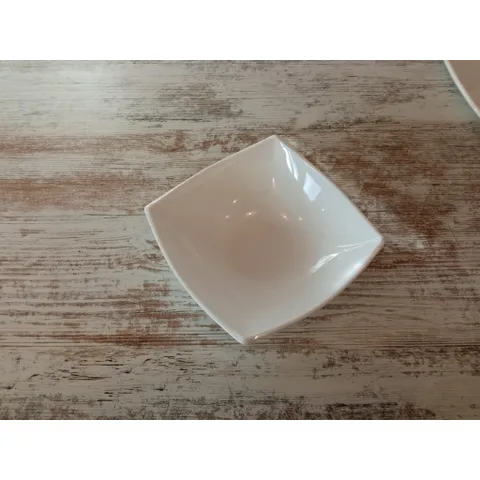 Bát sứ thủy tinh vuông trắng Quadrato 14cm -07740 100% không chứa chì, dùng an toàn trong máy rửa bát và lò vóng