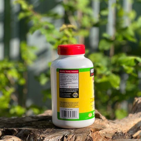 Viên uống Kirkland Extra Strength D3 50mcg - Hỗ trợ xương, răng khỏe mạnh và tăng cường hệ miễn dịch - 600 viên của Mỹ
