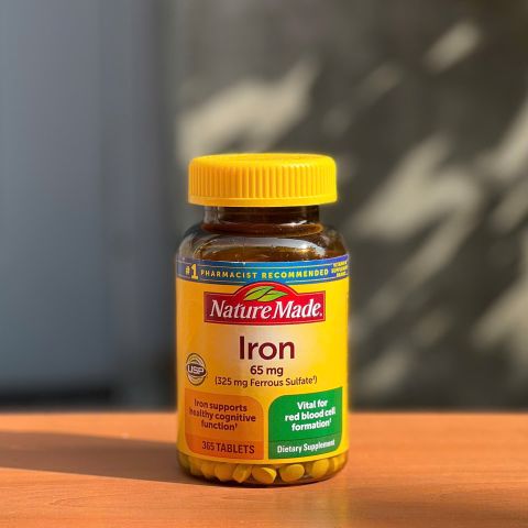Viên uống bổ sung sắt Nature Made Iron 65mg 365 viên - Hỗ trợ tạo hồng cầu, tăng cường sức khỏe cho phụ nữ tuổi sinh sản