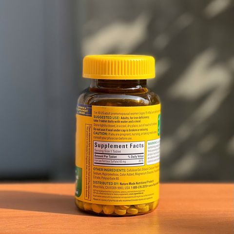 Viên uống bổ sung sắt Nature Made Iron 65mg 365 viên - Hỗ trợ tạo hồng cầu, tăng cường sức khỏe cho phụ nữ tuổi sinh sản