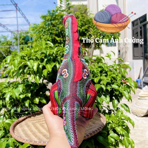 Thú Nhồi Bông Khủng Long To Thổ Cẩm Sapa - Đồ Chơi Trẻ Em Chất Liệu Mềm Mại, Quà Tặng Ý Nghĩa Cho Bé Yêu