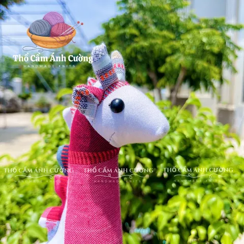 Thú Nhồi Bông Hiêu Cao Cổ Dân Tộc Thái - Đồ Chơi Trẻ Em Vải Thổ Cẩm Mềm Mại, Quà Tặng Ý Nghĩa Cho Bé
