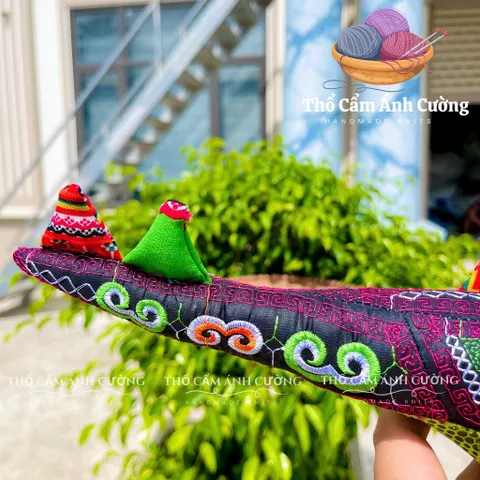 Thú Nhồi Bông Cá Sấu Thổ Cẩm Thêu Mềm Mại - Đồ Chơi Trẻ Em Ý Nghĩa Từ Thổ Cẩm Ánh Cường