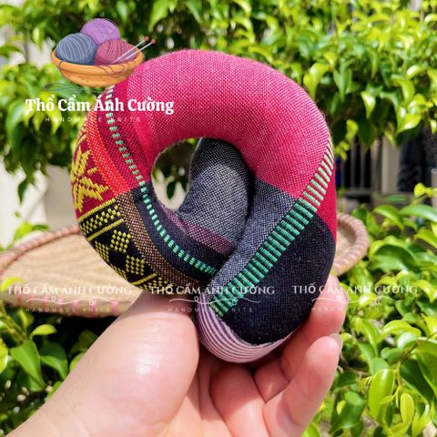 Thú Nhồi Bông Hình Con Rắn Thổ Cẩm Dân Tộc Thái - Quà Tặng Ý Nghĩa Cho Trẻ Em, Vải Thổ Cẩm Mềm Mại, Đường May Chắc Chắn