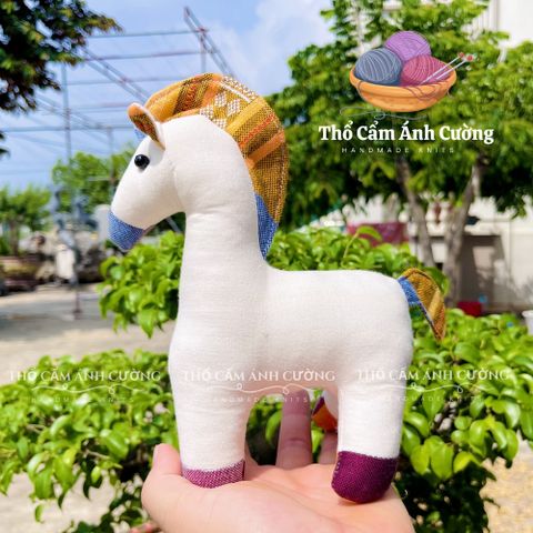 Thú Nhồi Bông Ngựa Thành Troy Thổ Cẩm Dân Tộc Thái - Quà Tặng Dễ Thương Cho Trẻ Em, Chất Liệu Vải Bông Mềm Mại