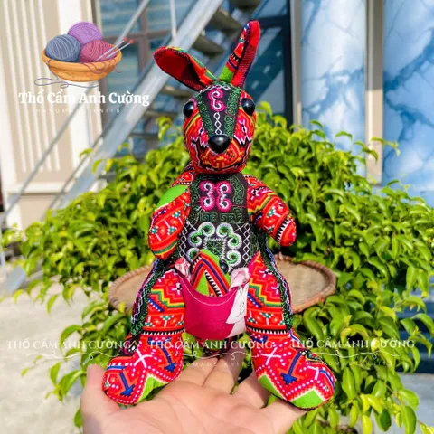 Thú Nhồi Bông Chuột Túi Thổ Cẩm Sapa - Mềm Mại, Đường May Chắc Chắn, Quà Tặng Ý Nghĩa Cho Bé Yêu