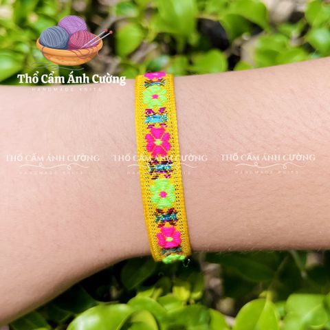 Vòng Tay Len Thêu Họa Tiết Thổ Cẩm - Phụ Kiện Thời Trang Đáng Yêu, Quà Tặng Ý Nghĩa từ Thổ Cẩm Ánh Cường