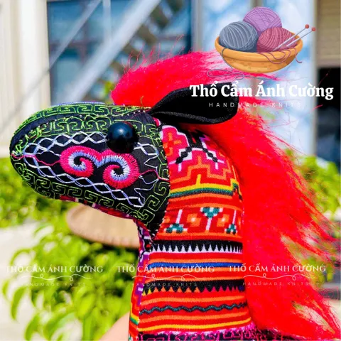 Thú Nhồi Bông Hình Con Ngựa Thổ Cẩm Sapa - Quà Tặng Ý Nghĩa Chất Liệu Vải Mềm Mại Dành Cho Bé Yêu