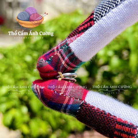 Thú Nhồi Bông Khỉ Treo Dân Tộc Thái Chất Liệu Thổ Cẩm Mềm Mại - Quà Tặng Dễ Thương Cho Trẻ Em