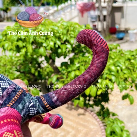 Thú Nhồi Bông Khỉ Treo Dân Tộc Thái Chất Liệu Thổ Cẩm Mềm Mại - Quà Tặng Dễ Thương Cho Trẻ Em