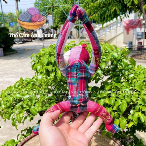 Thú Nhồi Bông Khỉ Treo Dân Tộc Thái Chất Liệu Thổ Cẩm Mềm Mại - Quà Tặng Dễ Thương Cho Trẻ Em