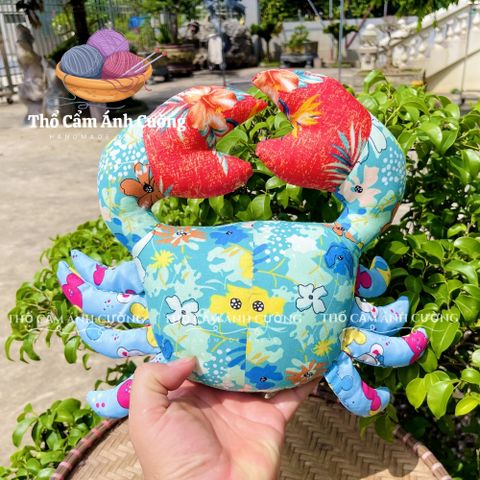 Thú Nhồi Bông Con Cua Hoàng Đế Siêu Đáng Yêu Vải Hoa - Quà Tặng Dễ Thương Cho Bé Yêu từ Thổ Cẩm Ánh Cường