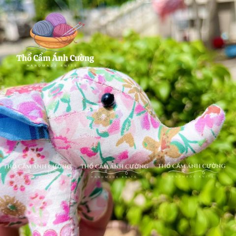 Thú Nhồi Bông Hình Con Voi Hoa Mini Đáng Yêu - Vải Hoa Mềm Mại, Quà Tặng Ý Nghĩa Cho Bé - Thổ Cẩm Ánh Cường